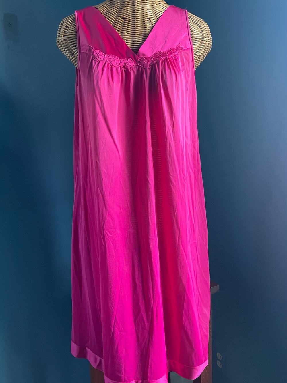 NWT Vintage Vanity Fair Tricot Nightgown Hot Pink Embroidered Detail Sleeveless